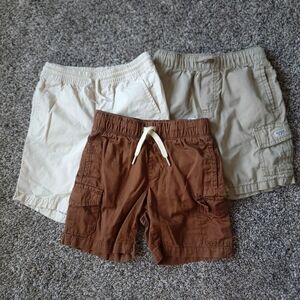 Boys Old Navy and Oshkosh XS (5) dress shorts